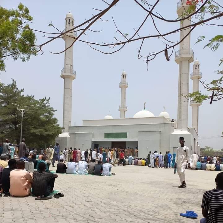 Buhari Commissions Mosque Built From Donations Of Animals Skins In Abuja 1
