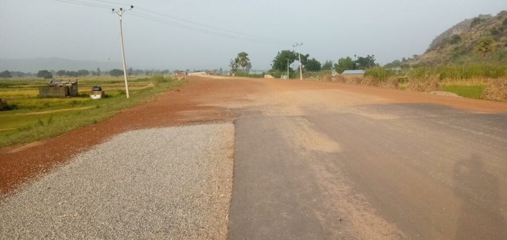 Locals' Hope Dashed As FG Fails to Deliver Constituency Roads in Dass, Bauchi After Wasting Billions 2