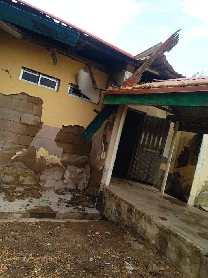 Some residents have been rendered homeless following a heavy windstorm that destroyed houses, hospital and school, in Katanga the headquarters of Warji LGA of Bauchi state.